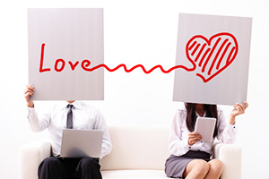 AmourMeet Evaluation: Attributes, Tips and Costs 2025